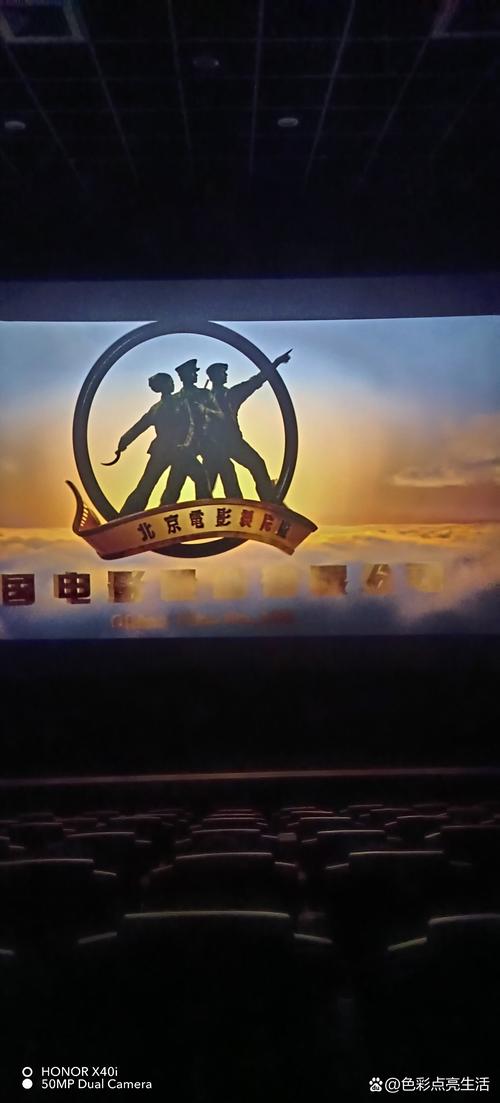 与六个少妇邻居性事小说的相关介绍