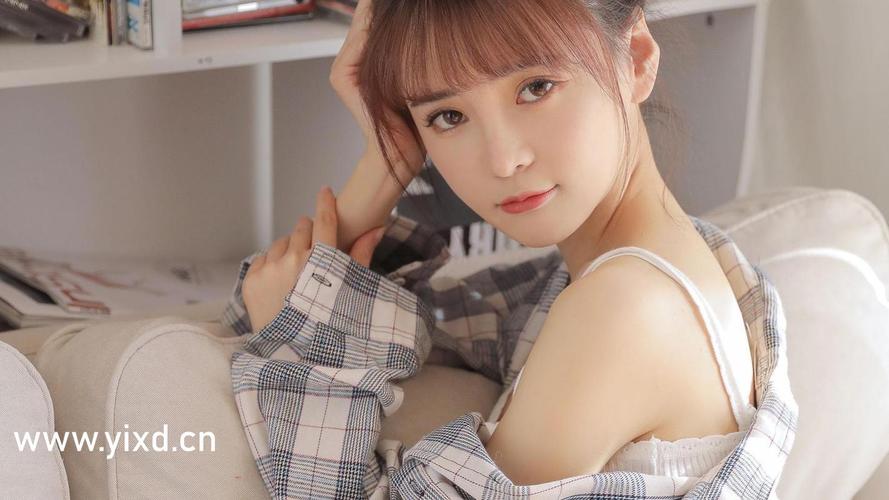极乐影院的相关介绍