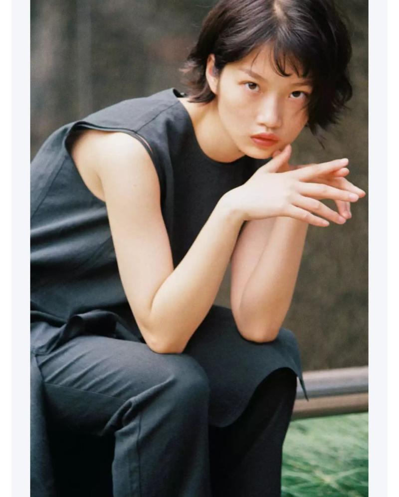 人妻在线欧美的相关介绍