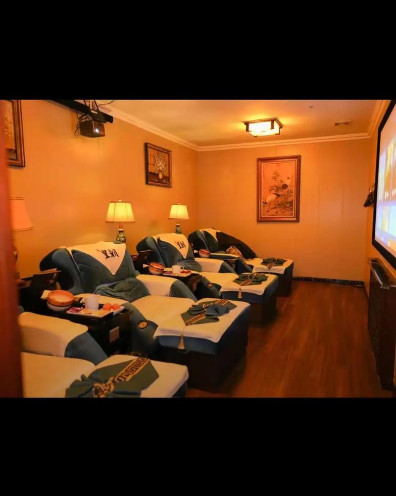 绿帽人妻(高h np)的相关介绍