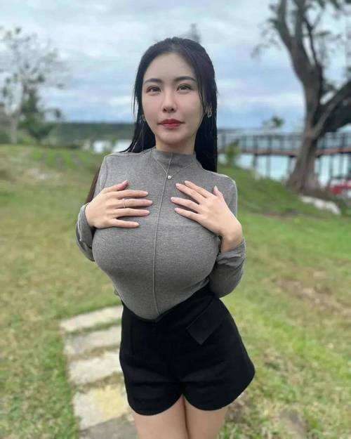 根据52影院生成SEO标题：**52影院在线观看最新电影_2025热门电视剧免费追剧_高清无广告观影平台**