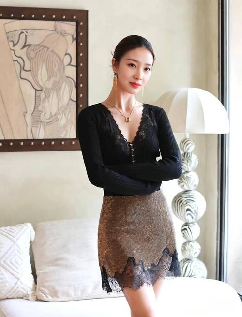 欧美激情极品久久久久久的相关介绍