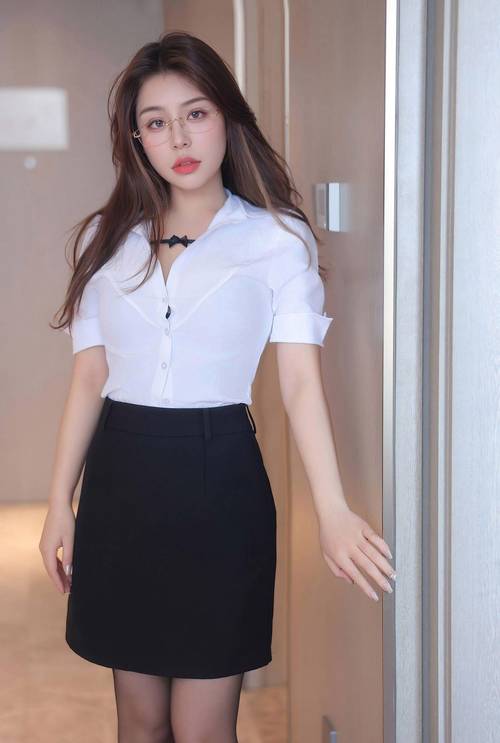 蜜臀av少妇人妻的相关介绍