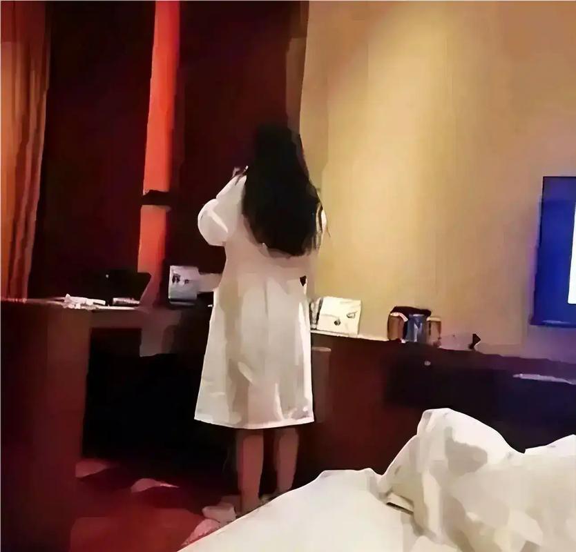 18岁女孩一个月来两次月经的相关介绍