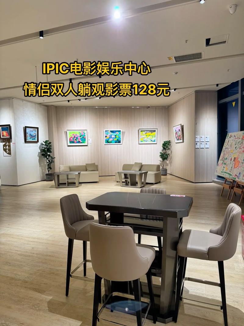 av黑丝美女在线观看的相关介绍