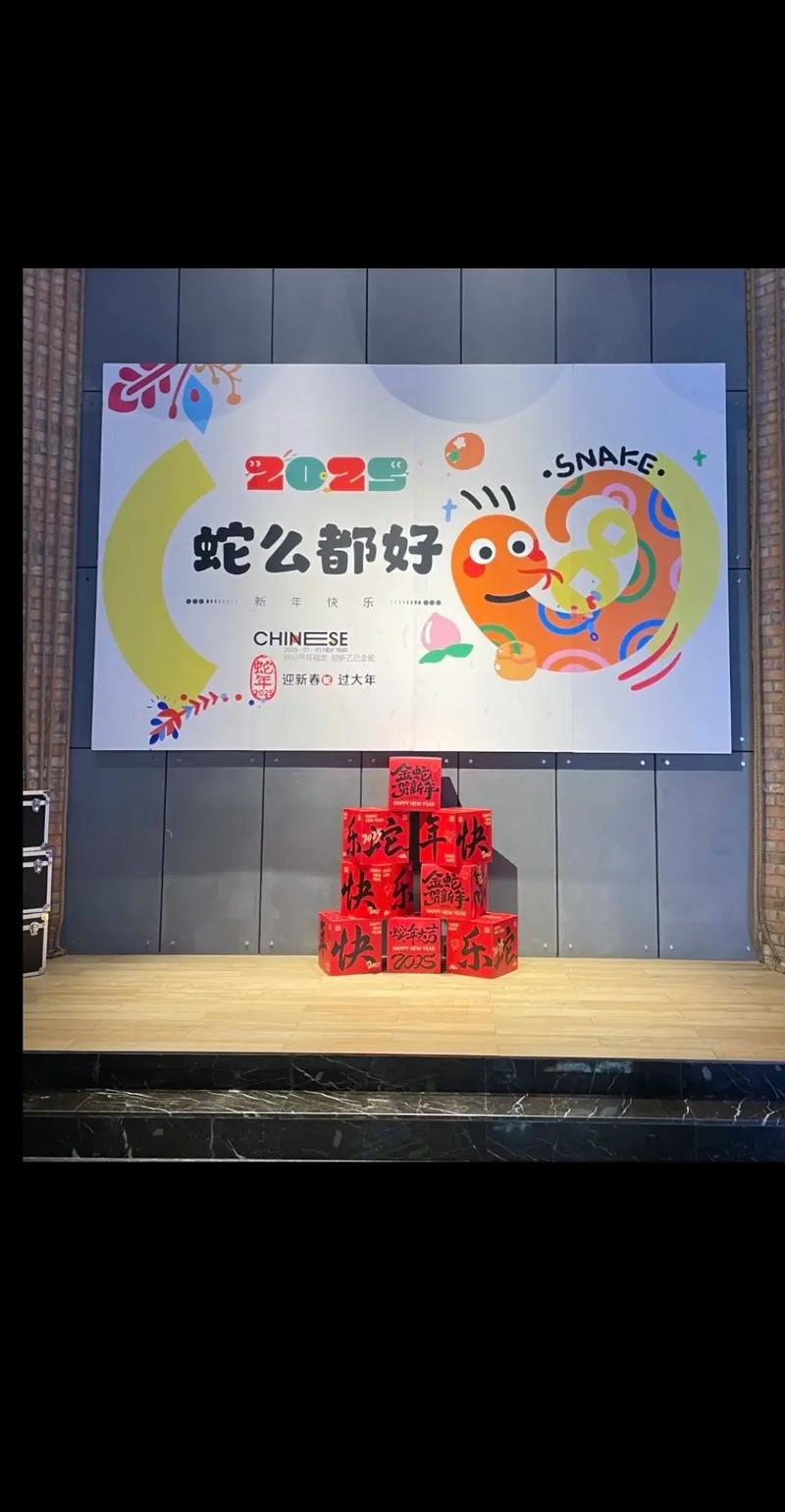 黑丝美女av网站的相关介绍