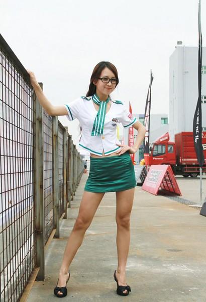 女生老是分泌黄色分泌物的相关介绍