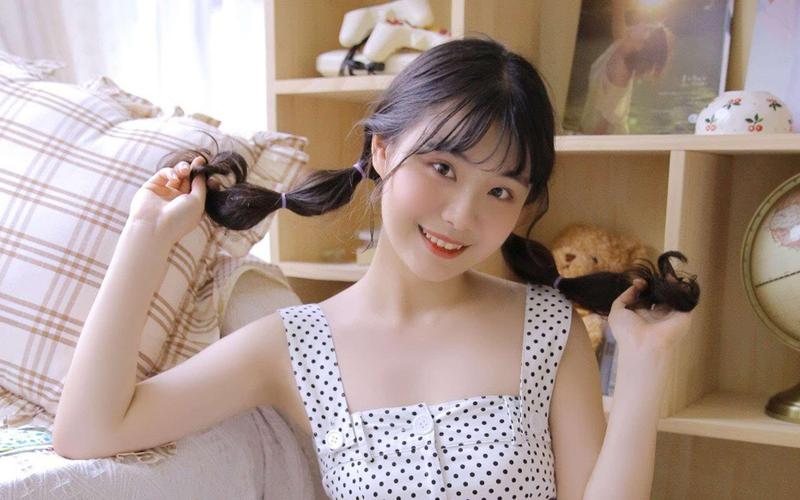 高潮女人痉挛抽搐av的相关介绍