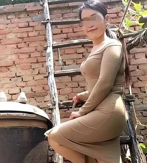 人妻酒店在线的相关介绍