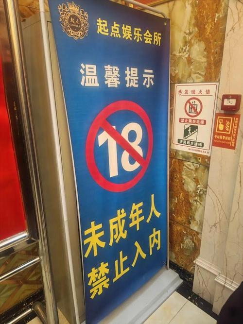 一边摸一边亲网站的相关介绍