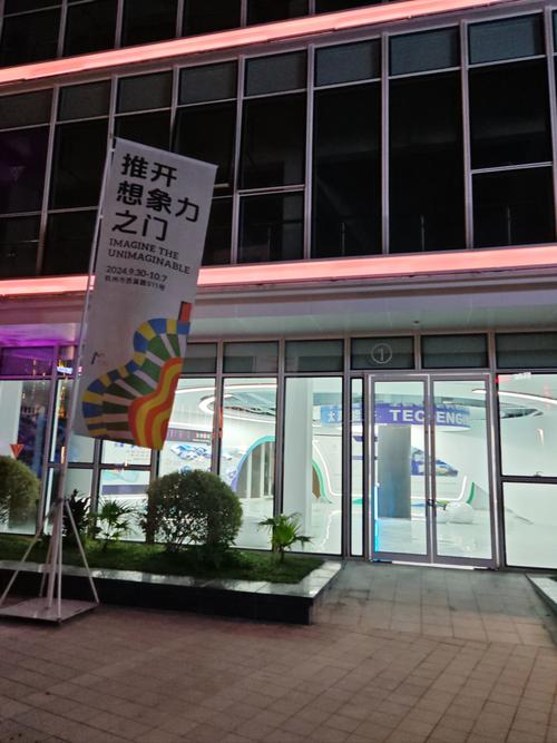 男女大尺度裸戏视频的相关介绍