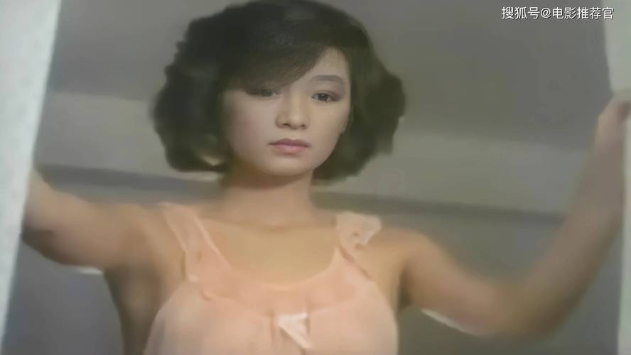 一边弄一边摸的相关介绍