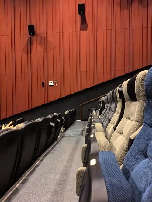 正经男女动漫的相关介绍