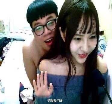 邻居少妇小说的相关介绍