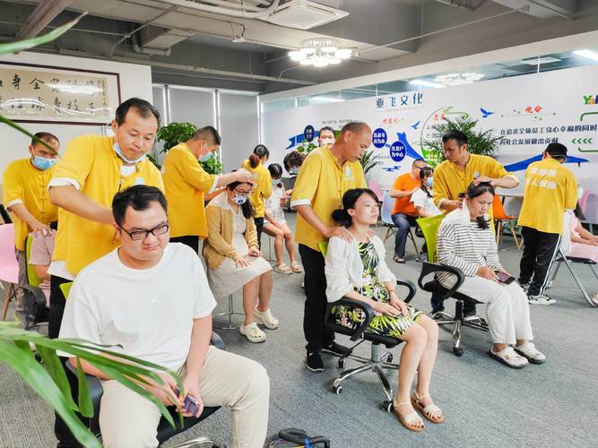 中文字幕av人妻少妇一区二区的相关介绍