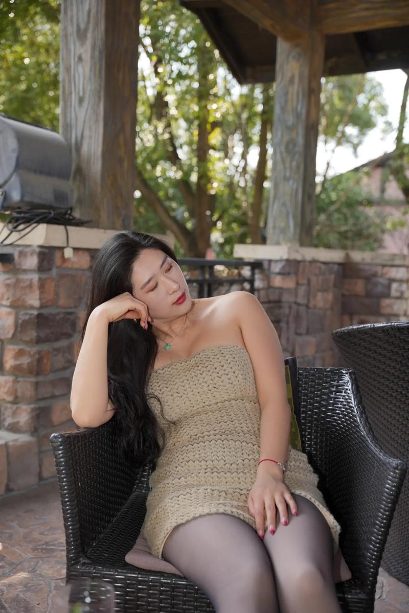 少妇带娃探亲记：妹妹家的温馨时光与育儿心得分享