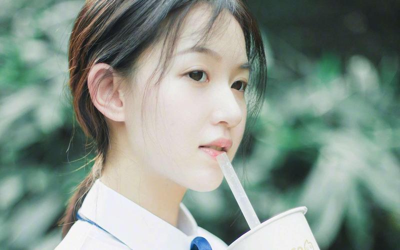 亚洲人妻少妇一区二区三区的相关介绍