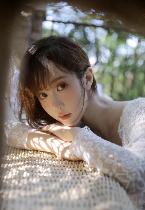 胖少妇av的相关介绍